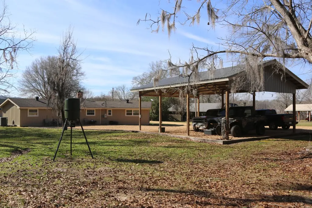 5454 Co. Road 407 Minter AL 36761