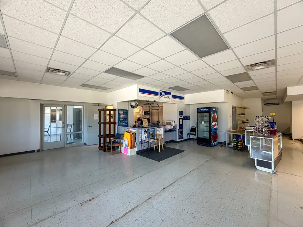 7717 Al Hwy 22e Valley Grande AL 36701