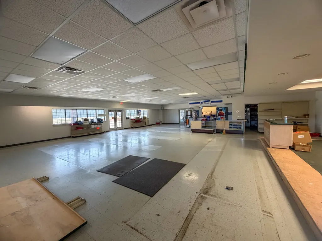 7717 Al Hwy 22e Valley Grande AL 36701
