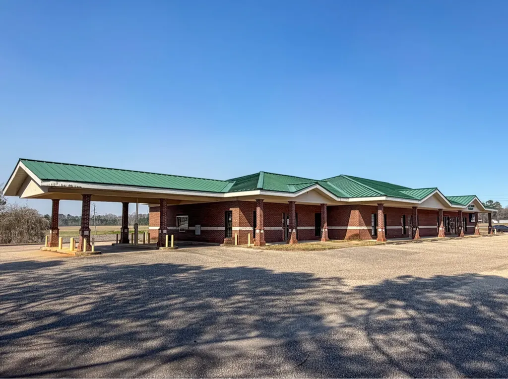 7717 Al Hwy 22e Valley Grande AL 36701