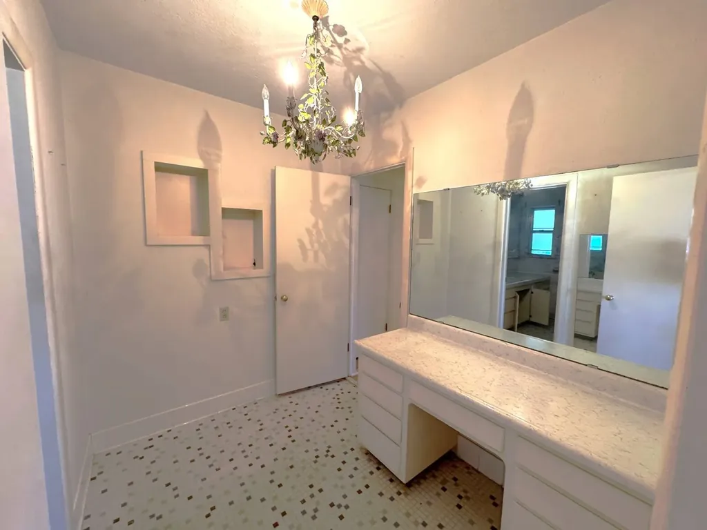 406 E Stewart Avenue Opp AL 36467