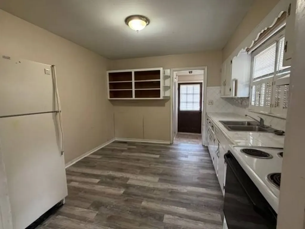 1209 11th Avenue SE Decatur AL 35601