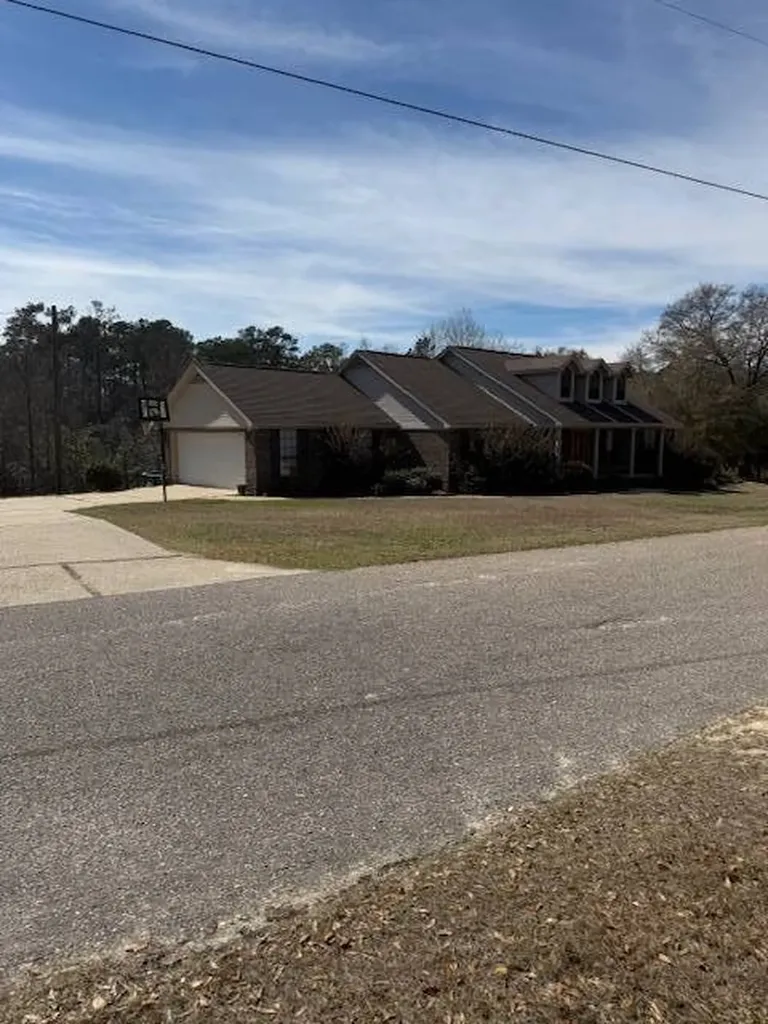 156 Deer Trail Drive Leroy AL 36548