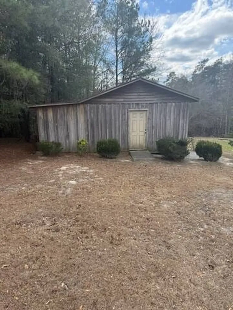 156 Deer Trail Drive Leroy AL 36548