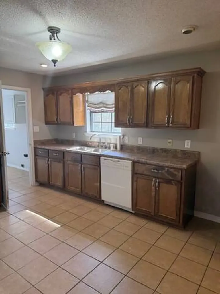 156 Deer Trail Drive Leroy AL 36548