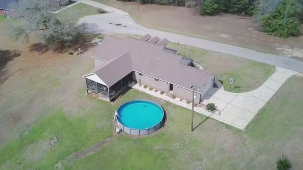 156 Deer Trail Drive Leroy AL 36548