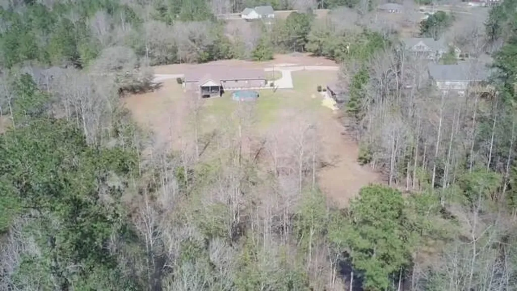 156 Deer Trail Drive Leroy AL 36548