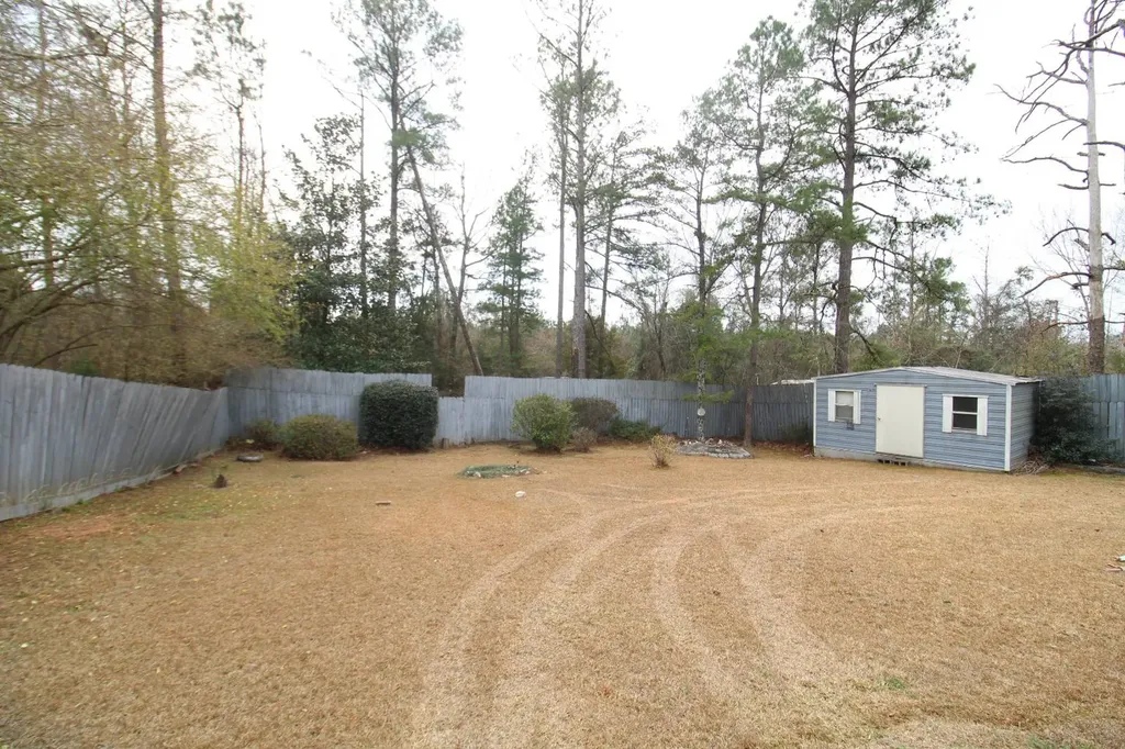 1617 Hebron Road Grove Hill AL 36451