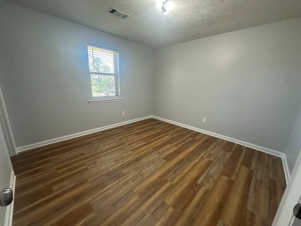823 Simuel Lane Prattville AL 36067