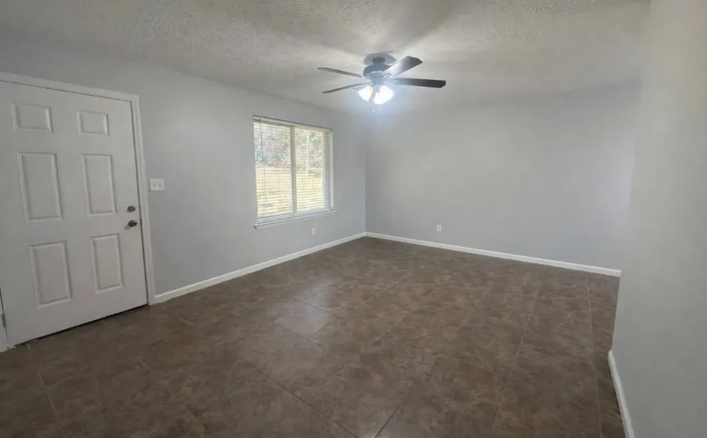 823 Simuel Lane Prattville AL 36067