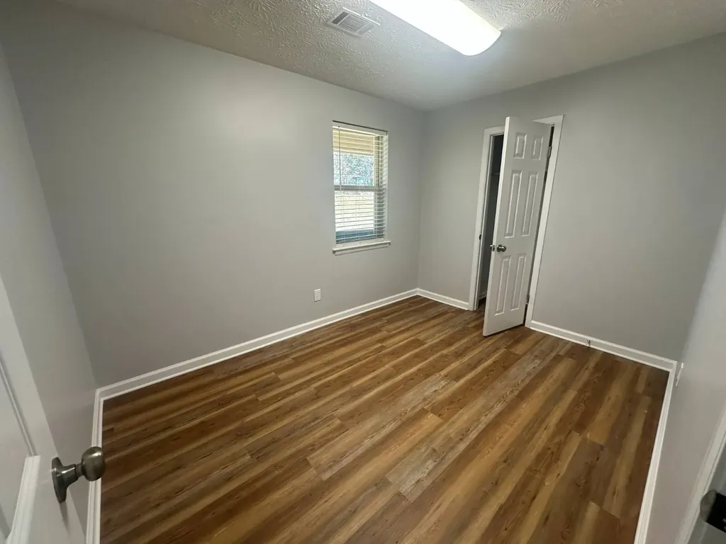 823 Simuel Lane Prattville AL 36067