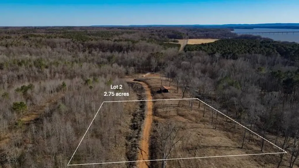 12 Lake Bend Shores Drive Florence AL 35633