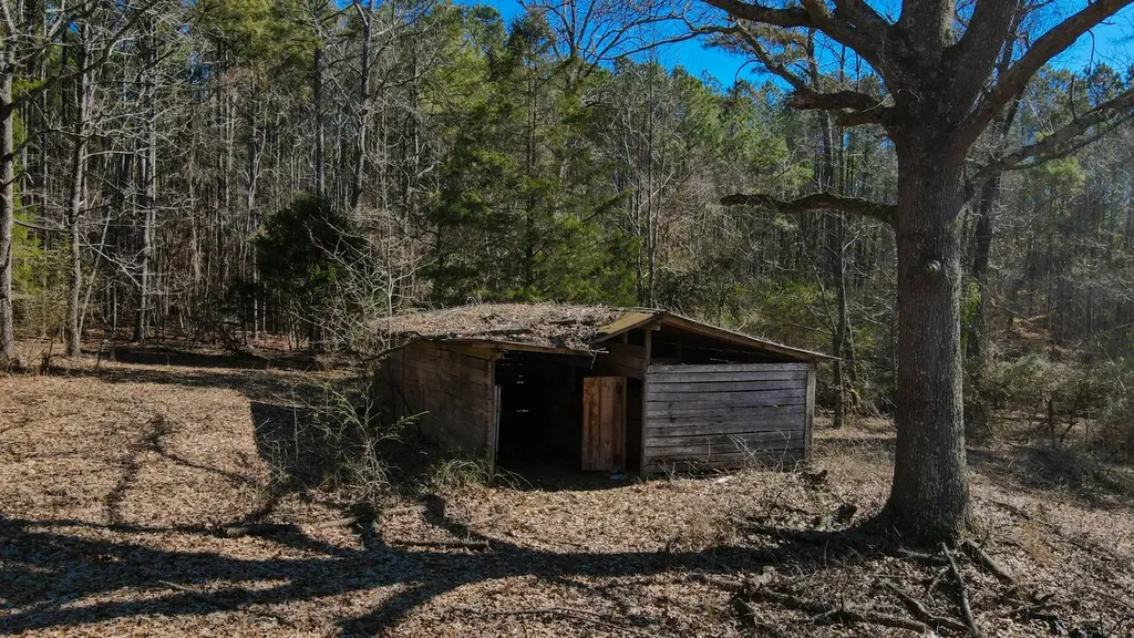 6097 Co Highway 157 Hamilton AL 35570