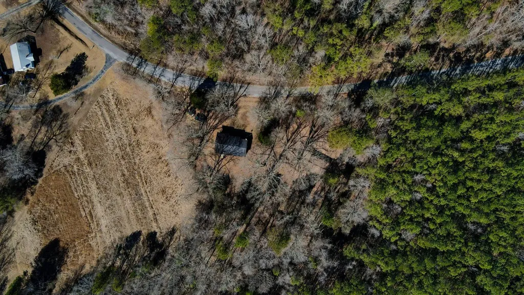 6097 Co Highway 157 Hamilton AL 35570