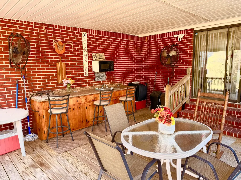 21370 Highway 69 Coffeeville AL 36524