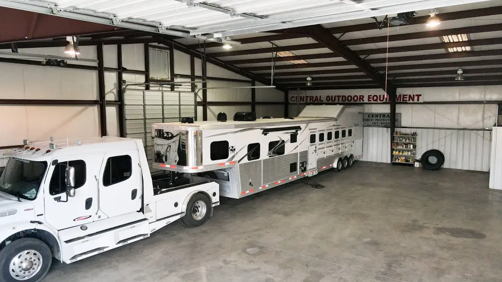 13340 Highway 20 Florence AL 35633