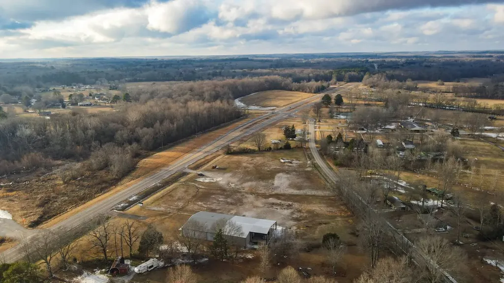 13340 Highway 20 Florence AL 35633