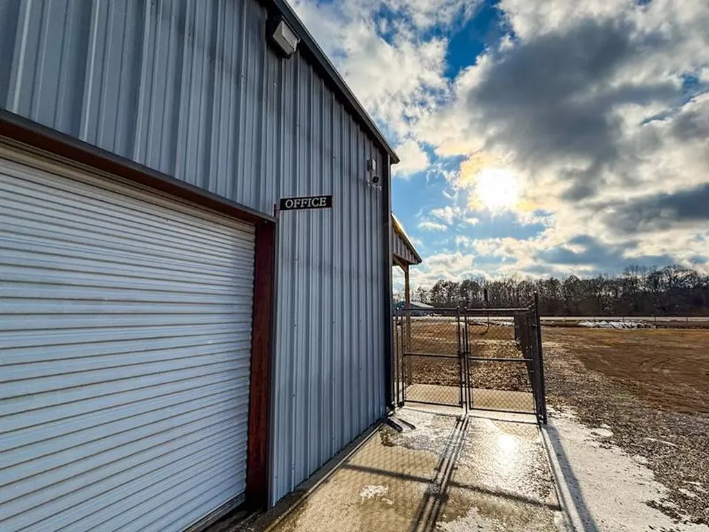 13340 Highway 20 Florence AL 35633