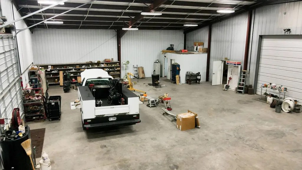 13340 Highway 20 Florence AL 35633