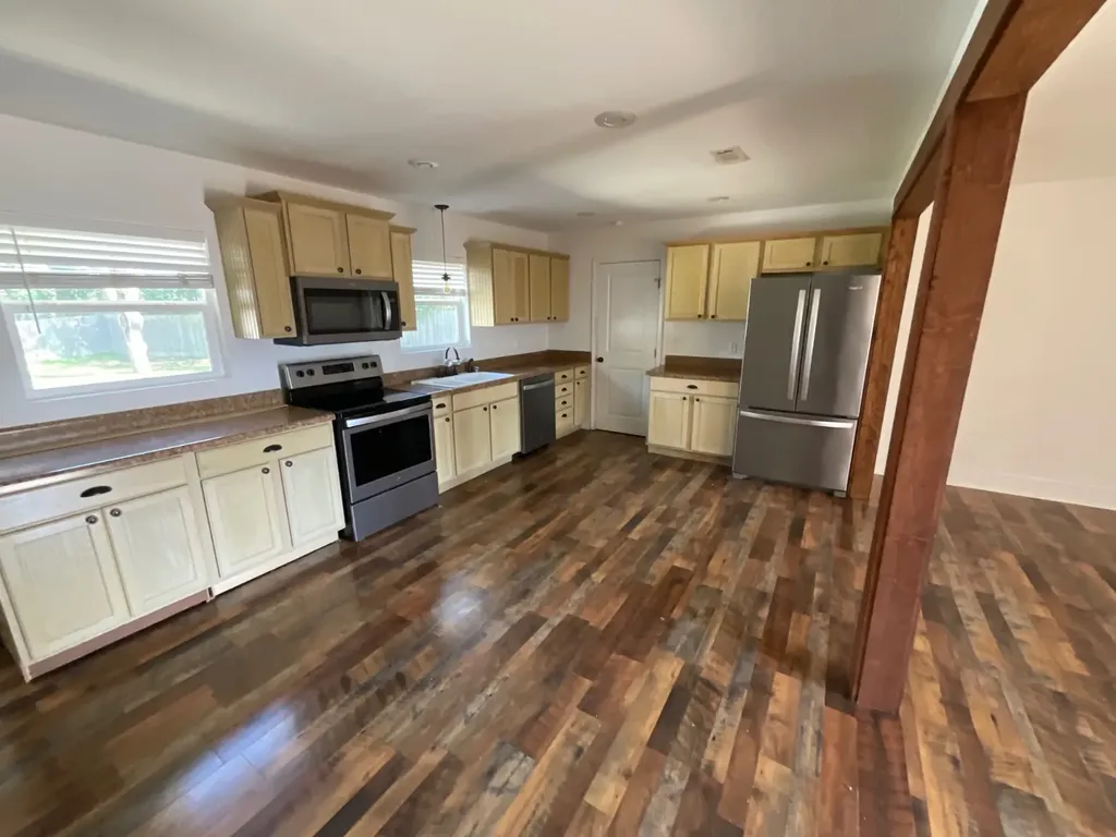 8543 County Road 636 Chancellor AL 36316