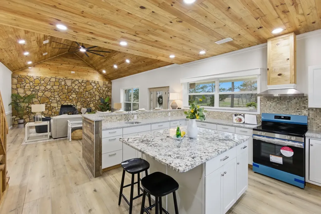 2182 County Road 2287 Glenwood AL 36034