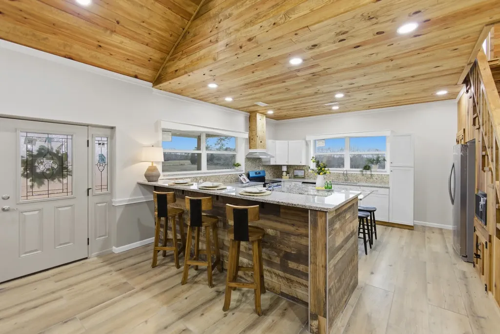 2182 County Road 2287 Glenwood AL 36034