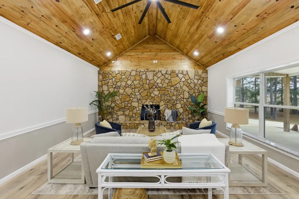 2182 County Road 2287 Glenwood AL 36034