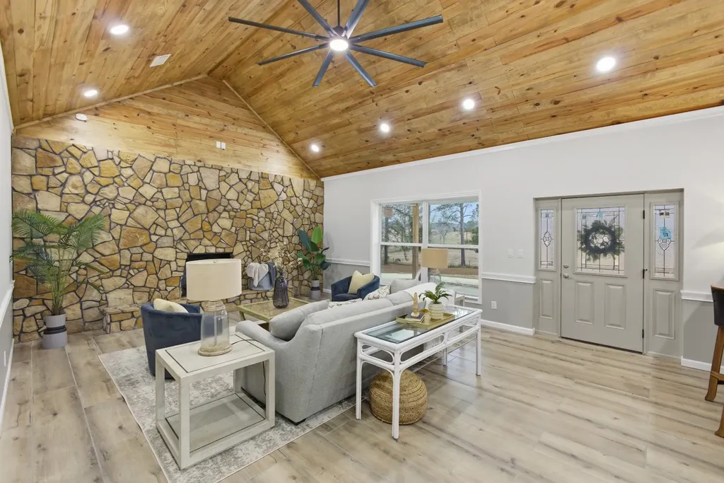 2182 County Road 2287 Glenwood AL 36034