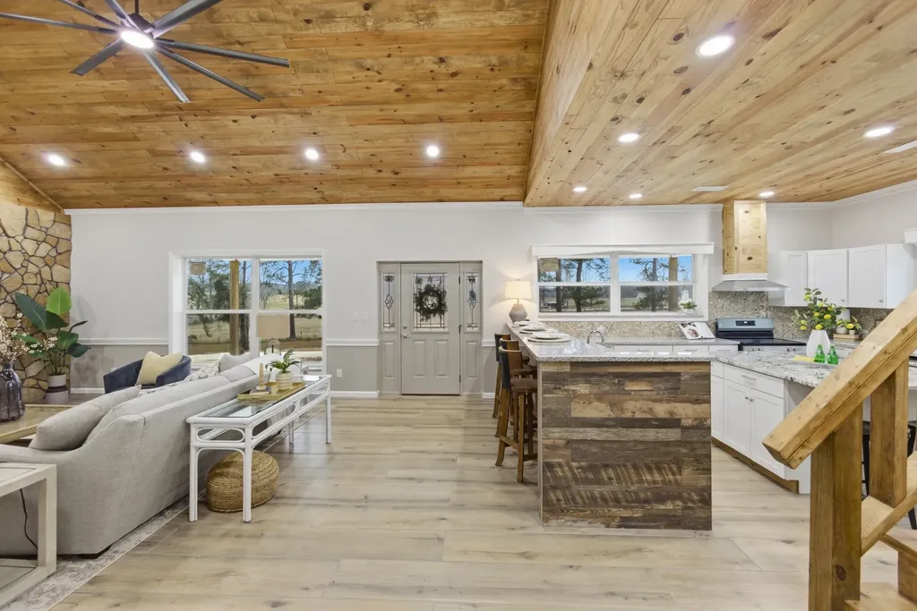 2182 County Road 2287 Glenwood AL 36034
