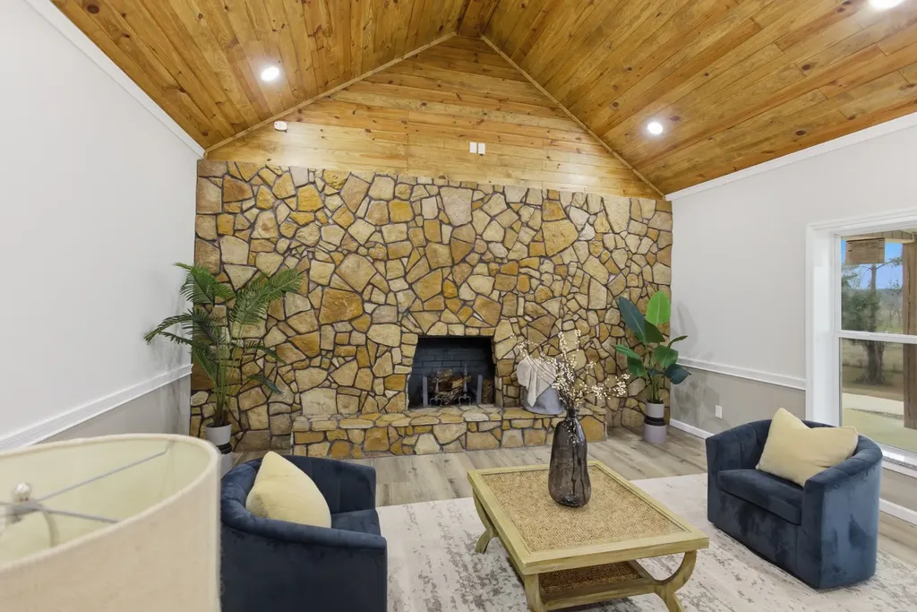 2182 County Road 2287 Glenwood AL 36034