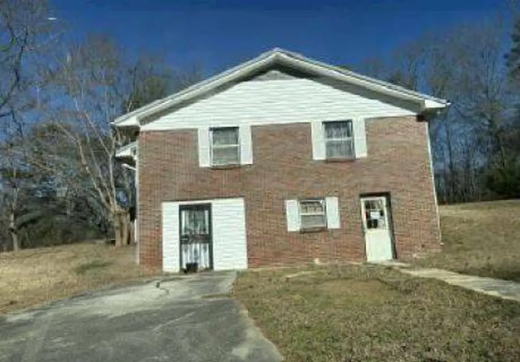 300 Wolf Creek S Road Pell City AL 35128