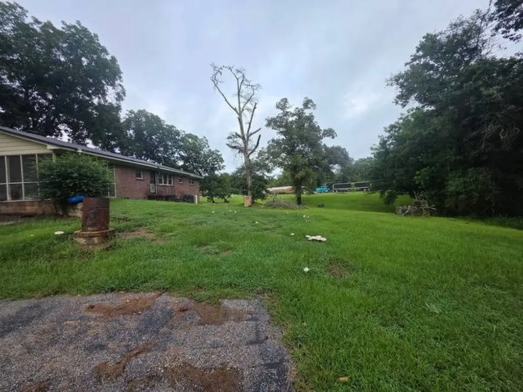 5443 Merrifield Drive Valley Grande AL 36703