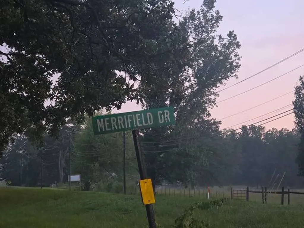 5443 Merrifield Drive Valley Grande AL 36703