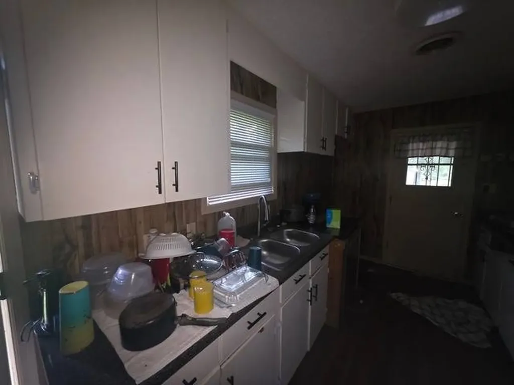5443 Merrifield Drive Valley Grande AL 36703