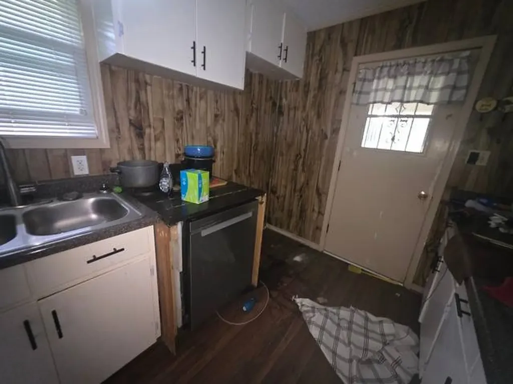 5443 Merrifield Drive Valley Grande AL 36703