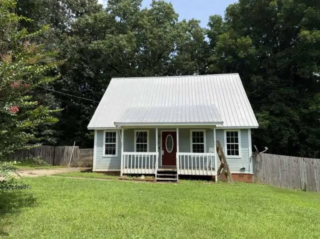 906 Ridgewood Drive Remlap AL 35133
