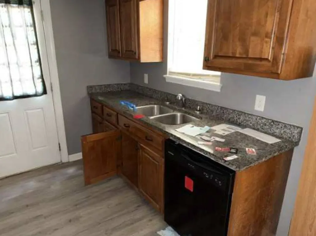 906 Ridgewood Drive Remlap AL 35133