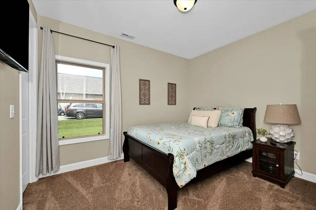 1111 Flatts Trace SW Cullman AL 35055