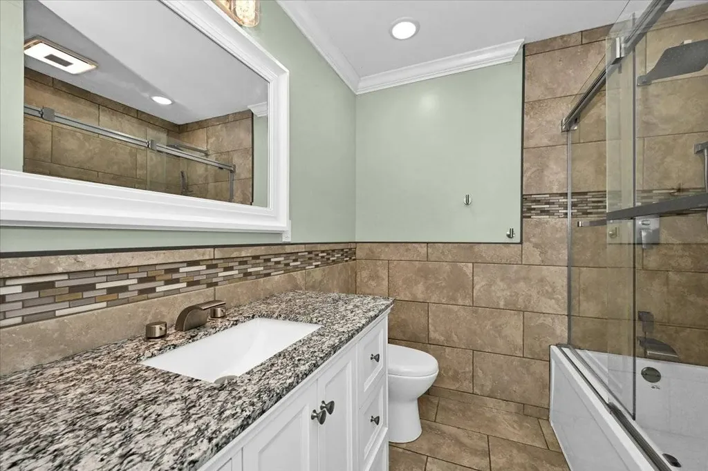 1111 Flatts Trace SW Cullman AL 35055