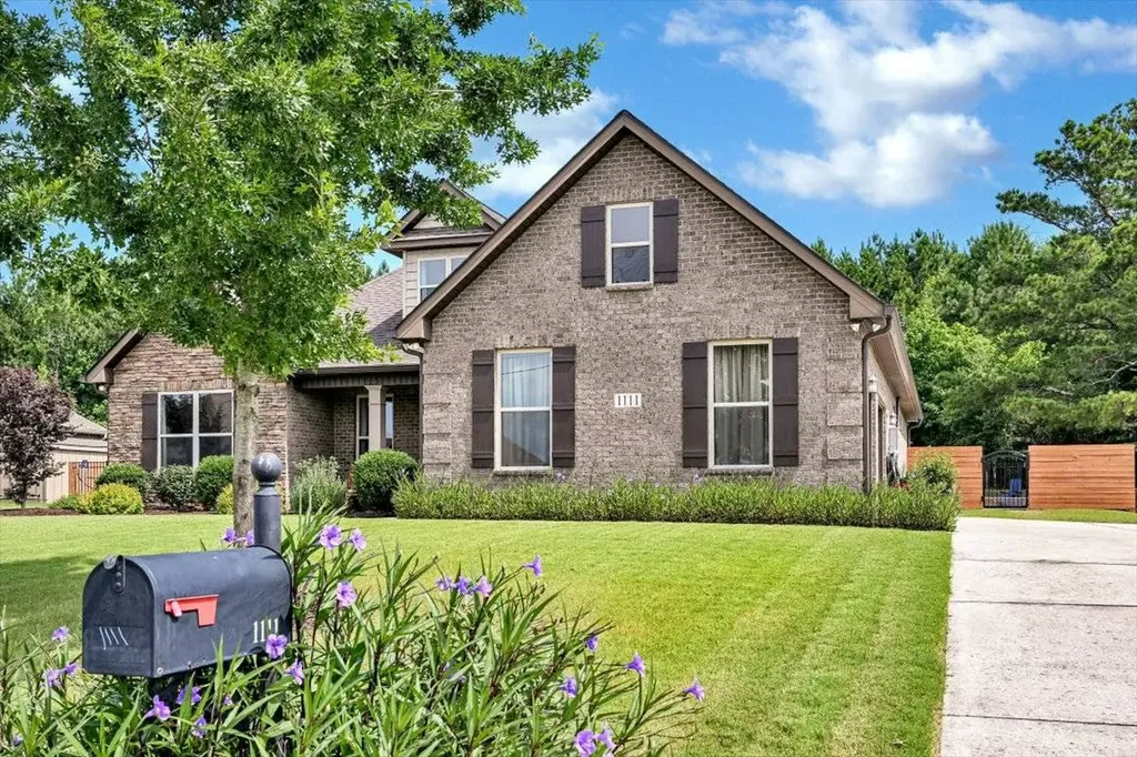 1111 Flatts Trace SW Cullman AL 35055