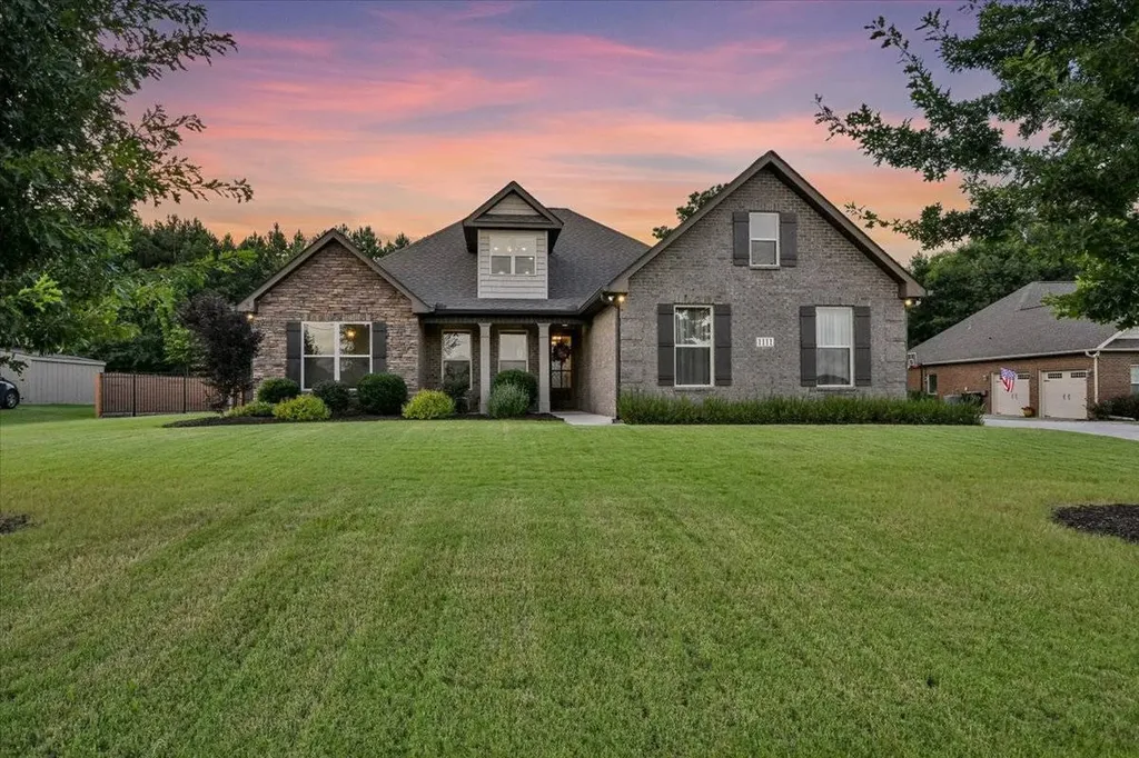 1111 Flatts Trace SW Cullman AL 35055