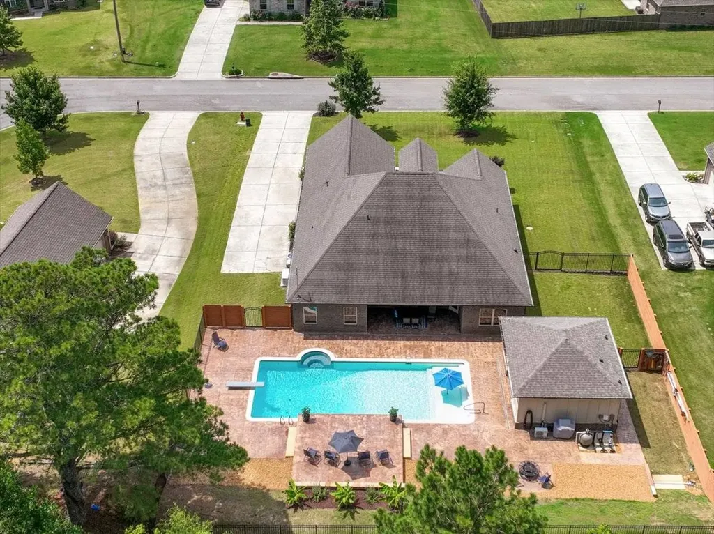 1111 Flatts Trace SW Cullman AL 35055