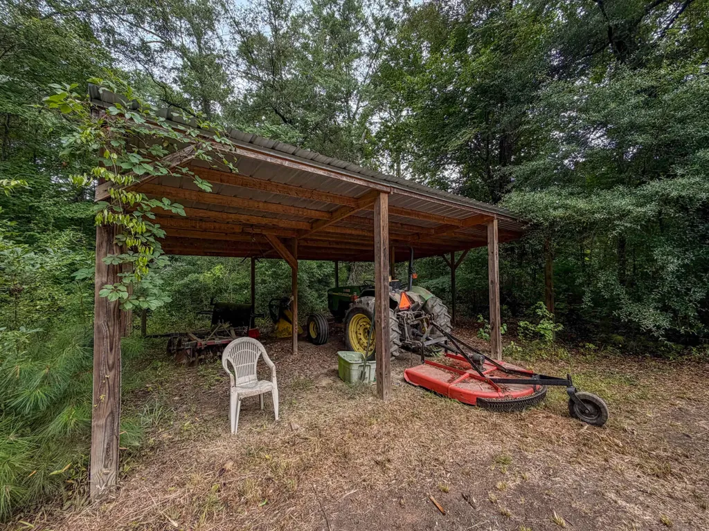 1025 Co Road 83 Burnsville AL 36703