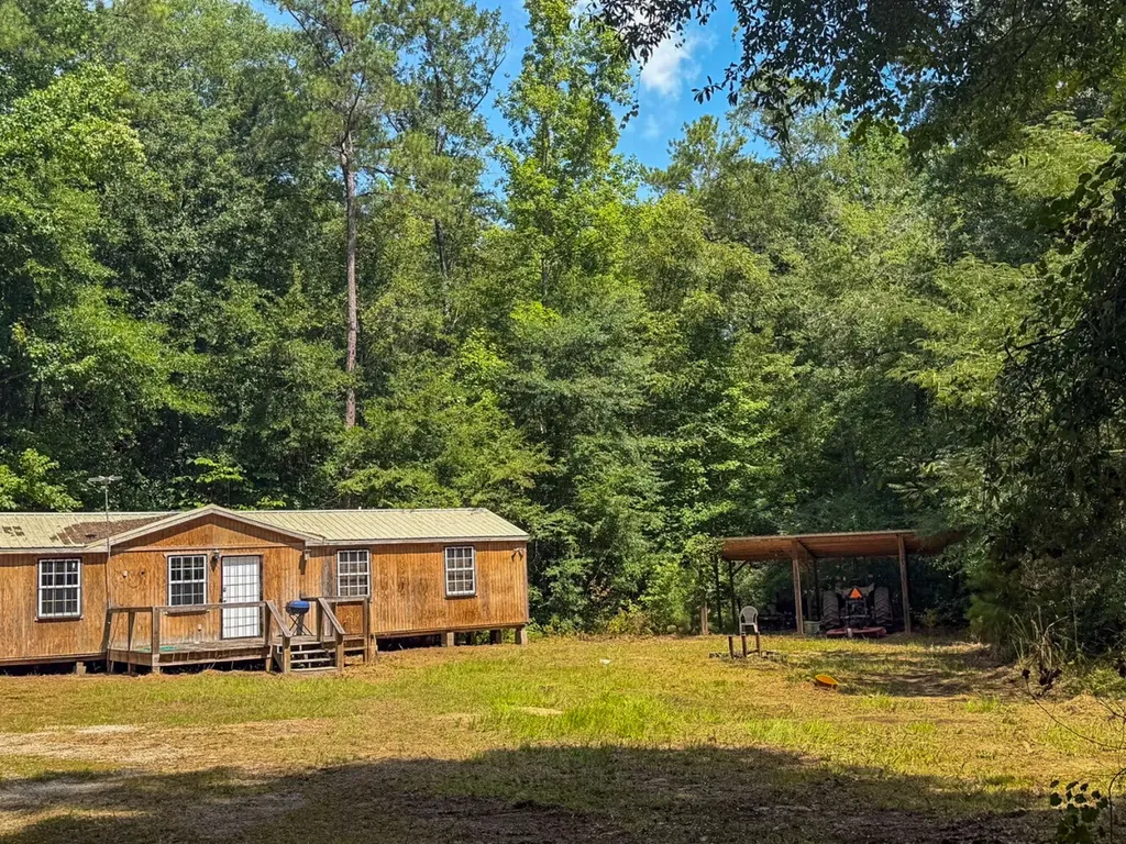 1025 Co Road 83 Burnsville AL 36703