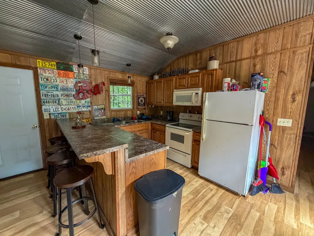 1025 Co Road 83 Burnsville AL 36703