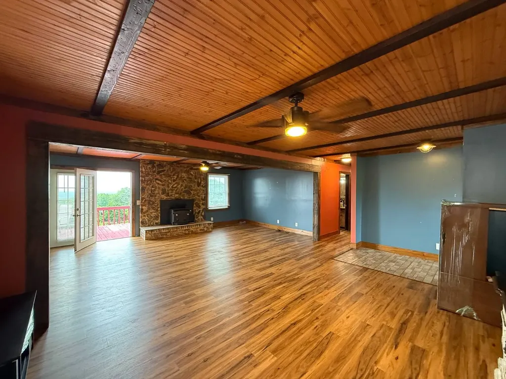 10359 County Road 65 Roanoke AL 36274