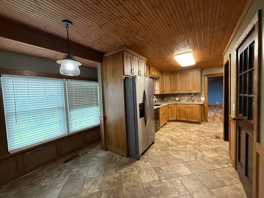10359 County Road 65 Roanoke AL 36274