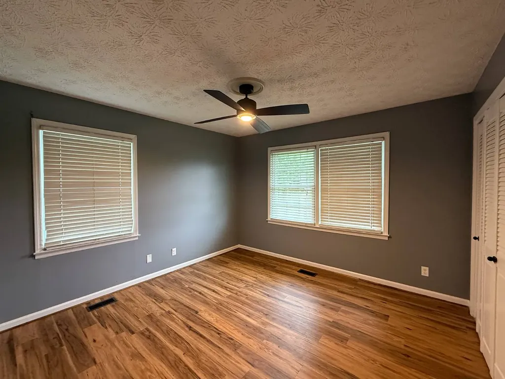 10359 County Road 65 Roanoke AL 36274