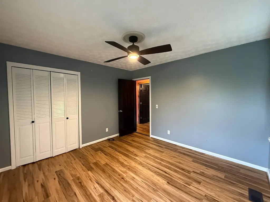 10359 County Road 65 Roanoke AL 36274