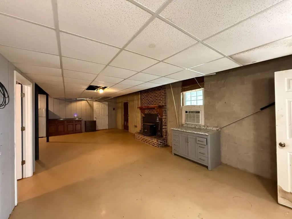 10359 County Road 65 Roanoke AL 36274